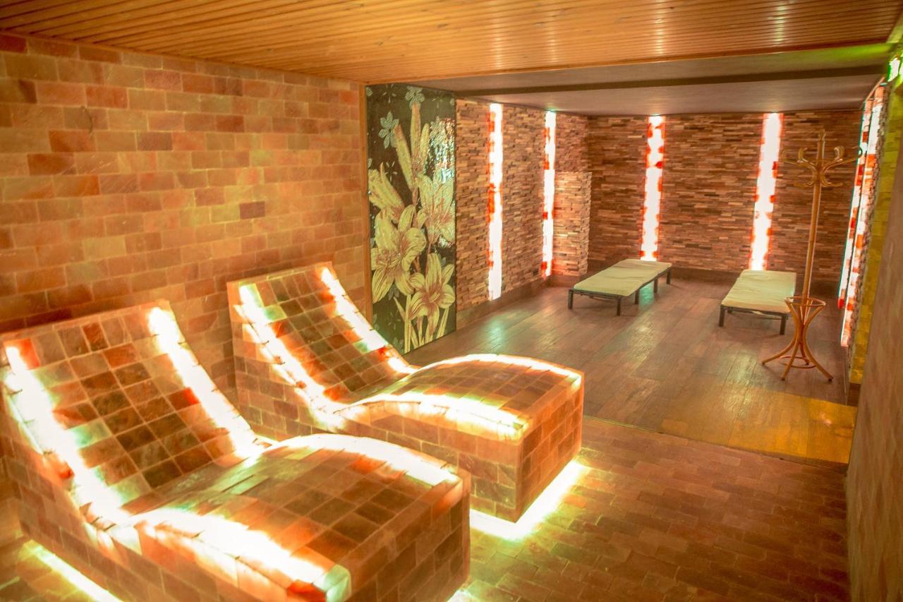 Wellness Hotel Astra Spindleruv Mlyn Exterior photo